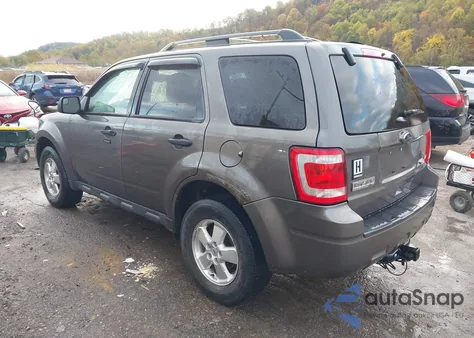2012 Ford Escape Xlt z USA, uszkodzony, nr VIN 1FMCU0DG8CKC62474